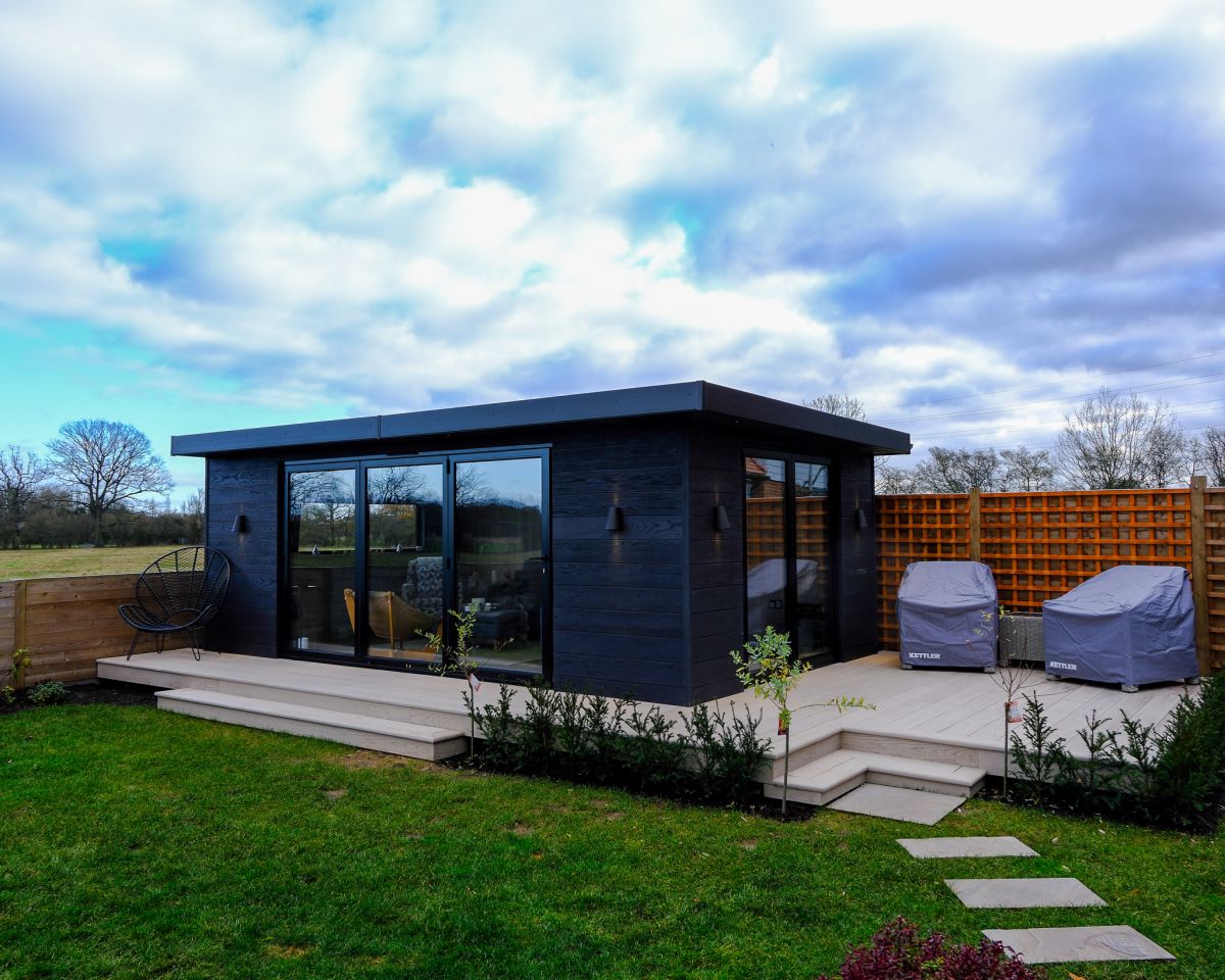 10 Garden Office Interior Ideas for Work From Home Inspiration