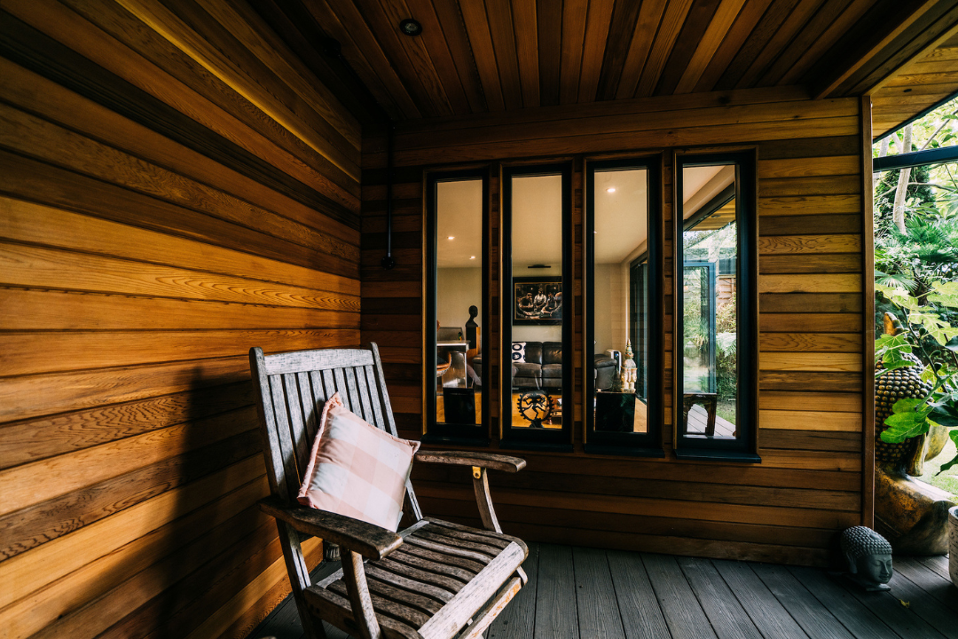 Bespoke garden room by Into The Garden Room