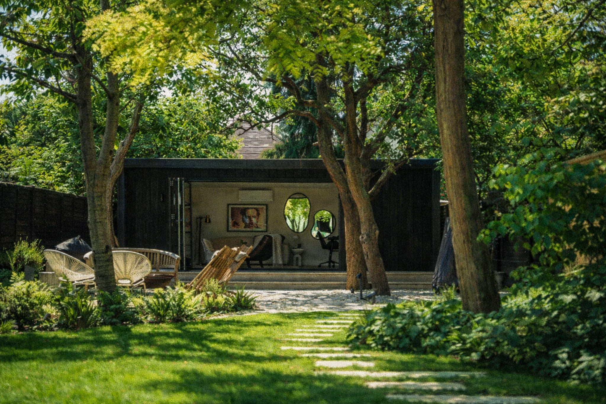 Bespoke garden room by Into The Garden Room
