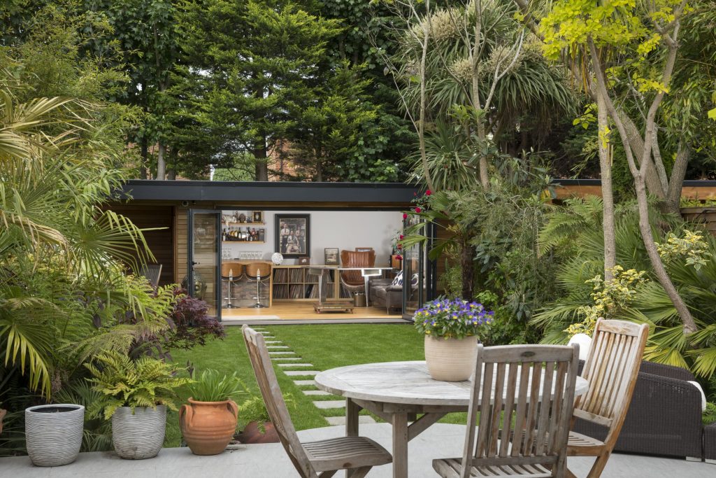 Garden office building in natural surroundings