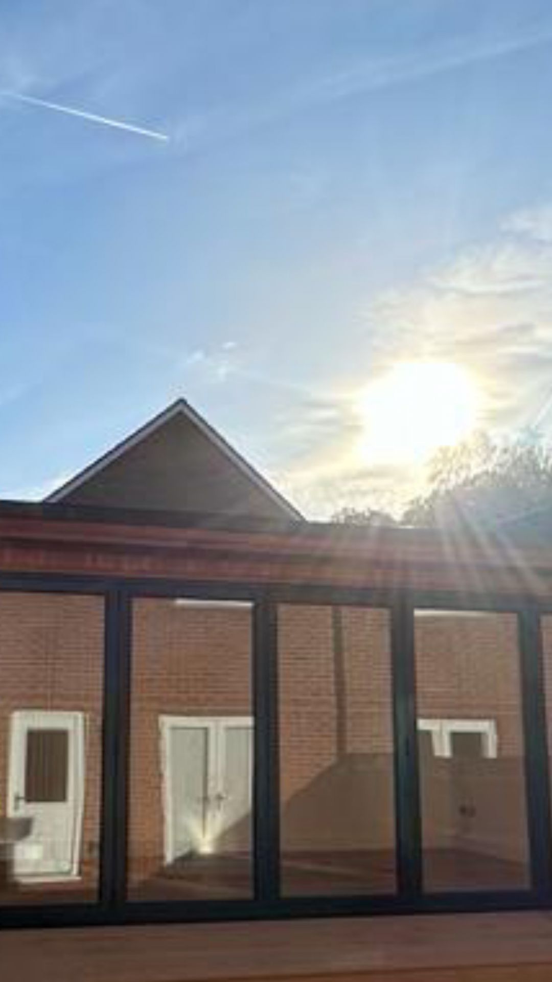 Bespoke garden room by Into The Garden Room