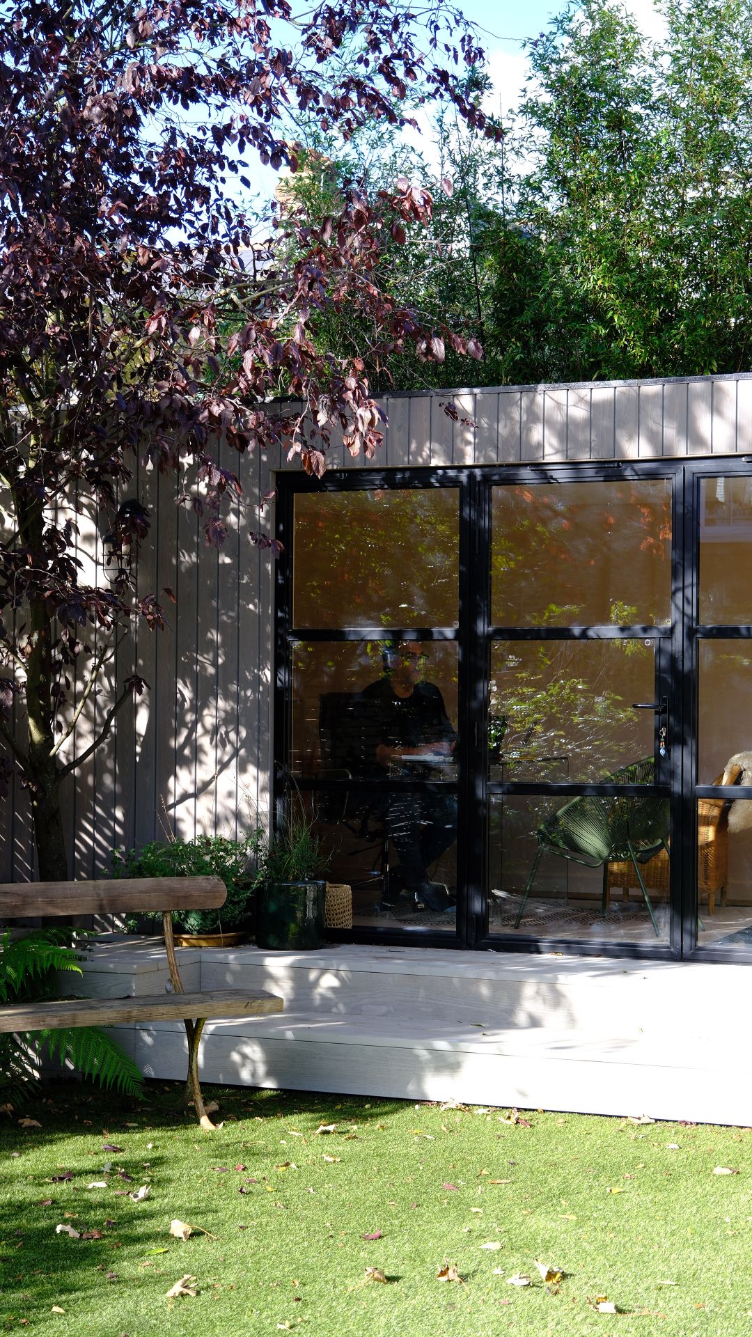 Bespoke garden room by Into The Garden Room