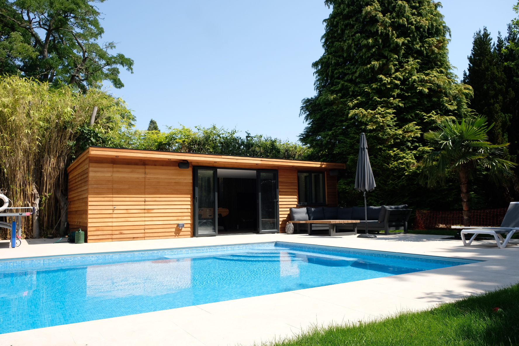 Bespoke garden room by Into The Garden Room