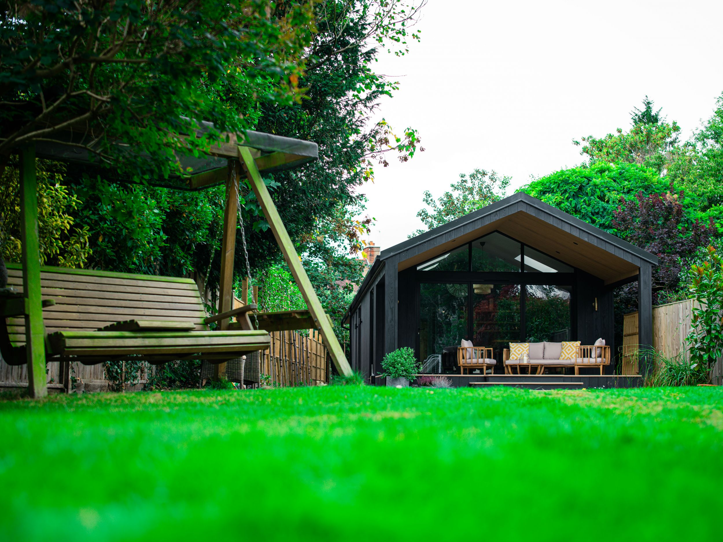 Bespoke garden room by Into The Garden Room