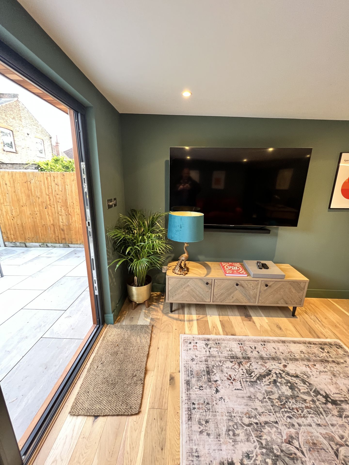 Bespoke garden room by Into The Garden Room