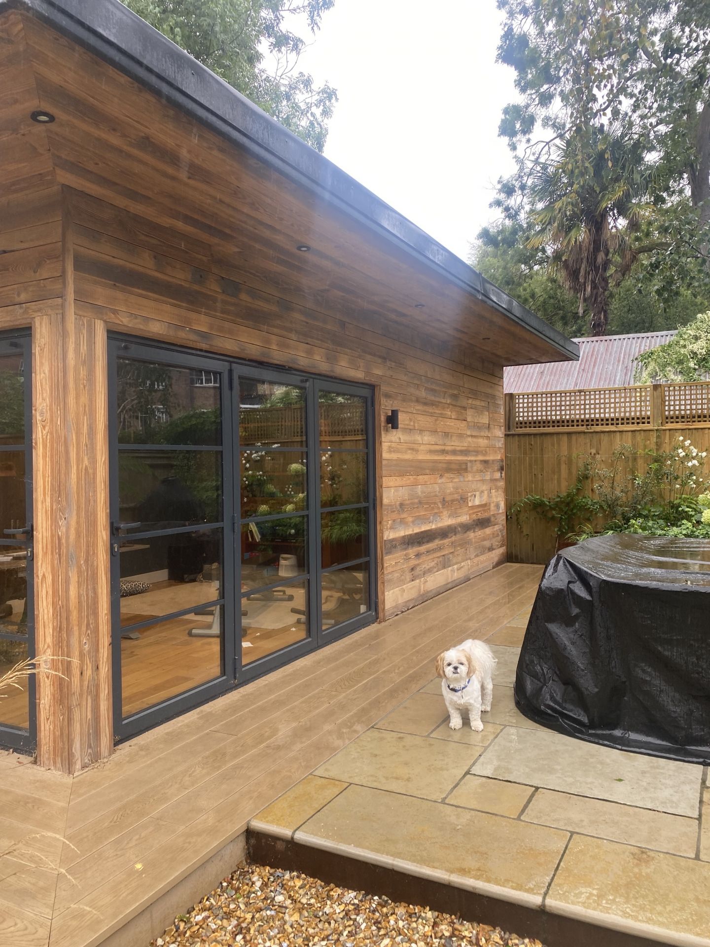 Bespoke garden room by Into The Garden Room