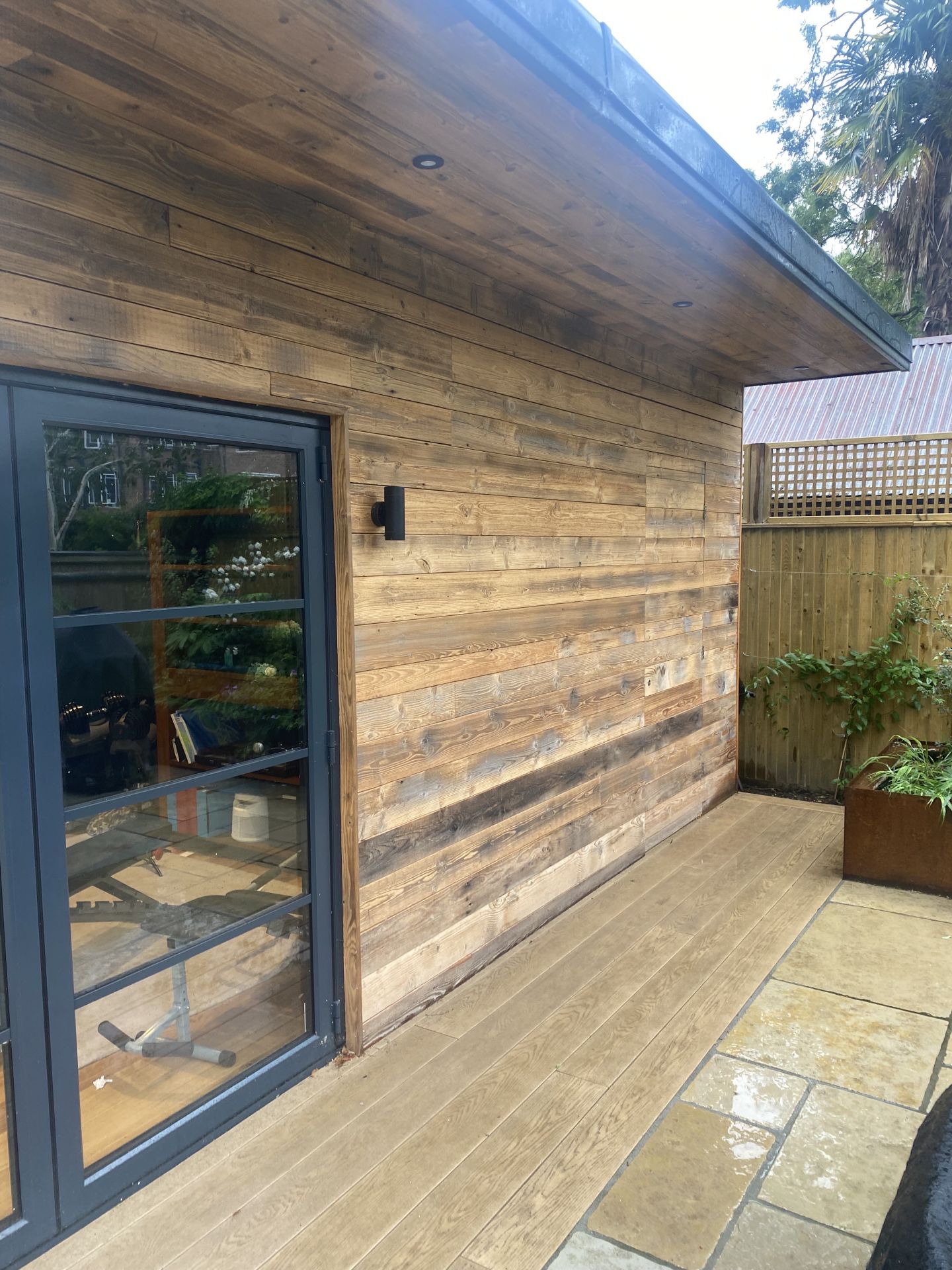 Bespoke garden room by Into The Garden Room
