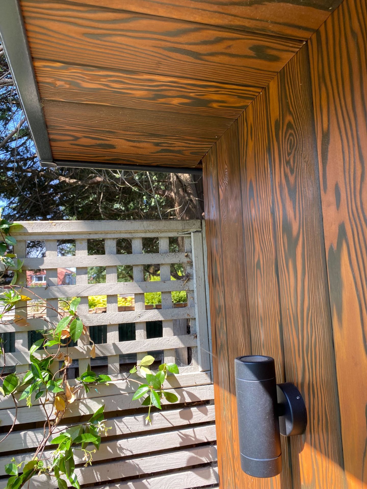 Bespoke garden room by Into The Garden Room
