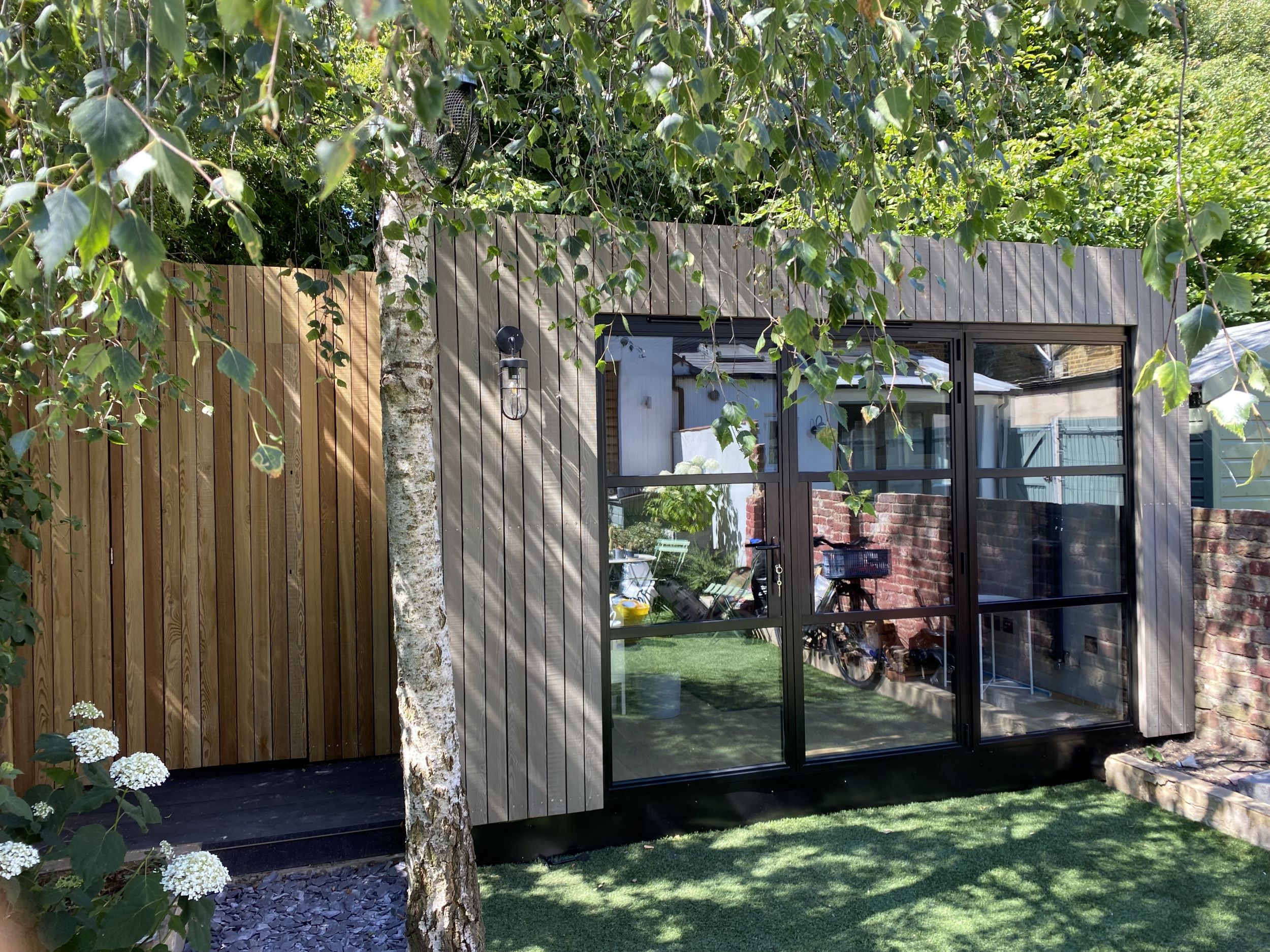 Bespoke garden room by Into The Garden Room