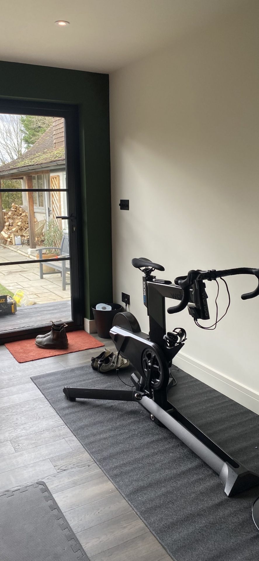Bespoke garden room by Into The Garden Room