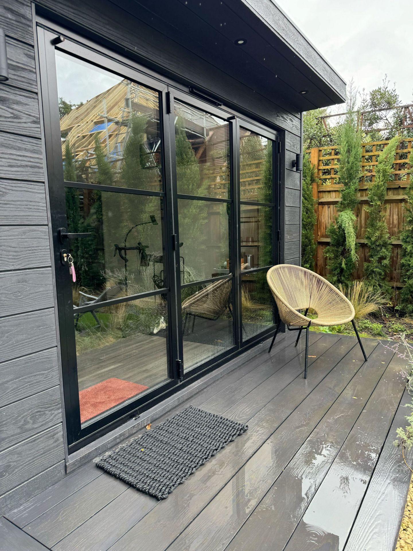 Bespoke garden room by Into The Garden Room