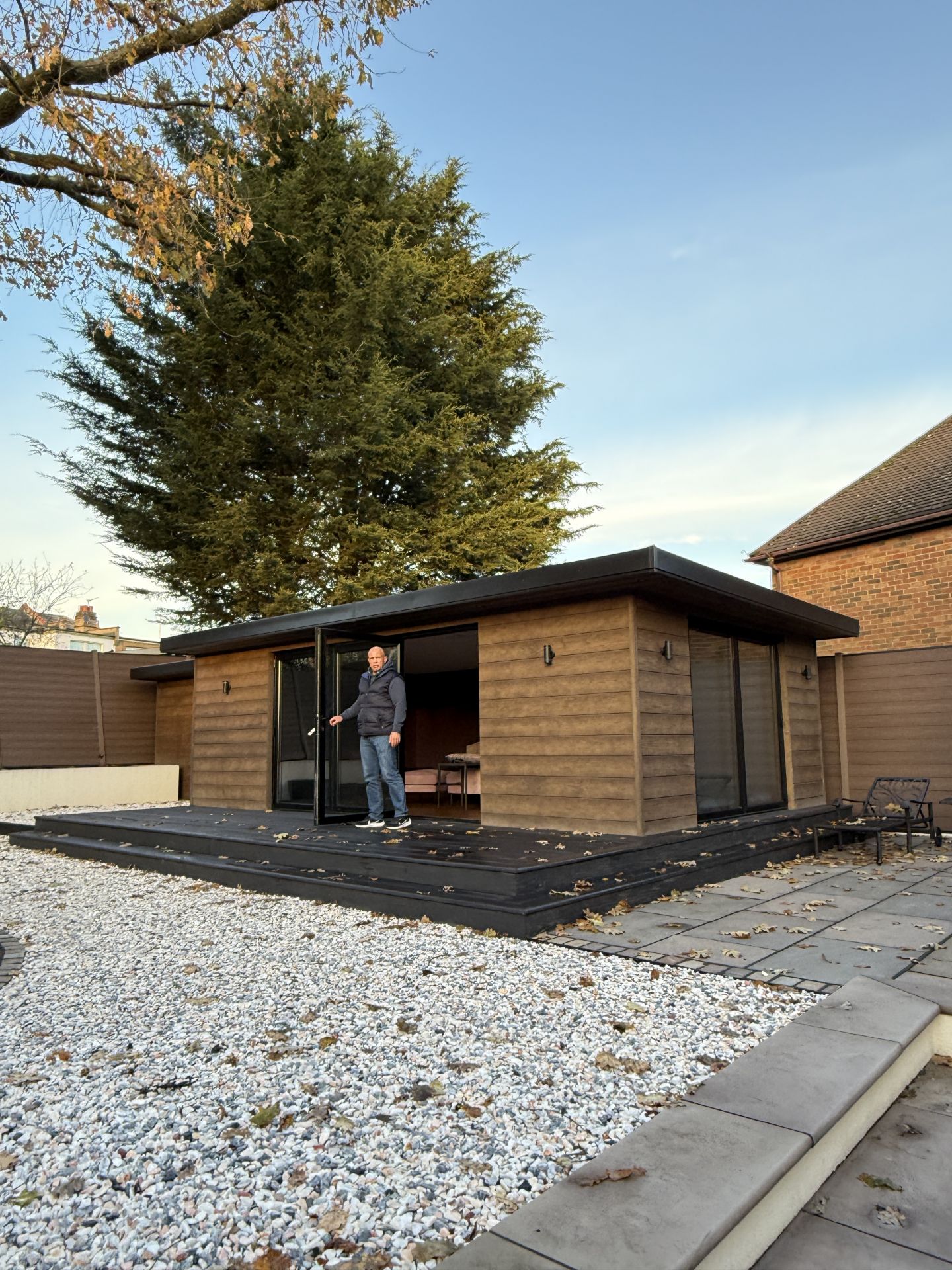Bespoke garden room by Into The Garden Room