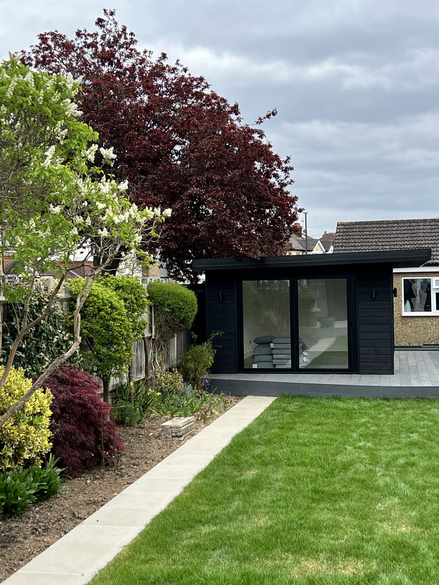Bespoke garden room by Into The Garden Room