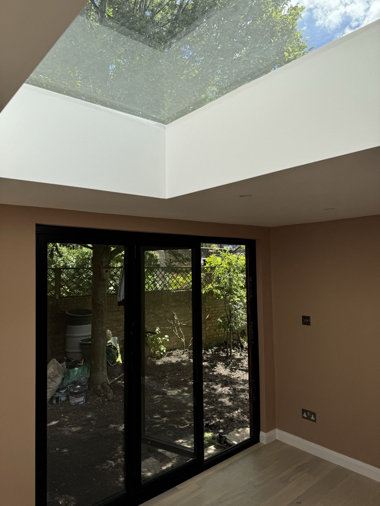 Bespoke garden room by Into The Garden Room