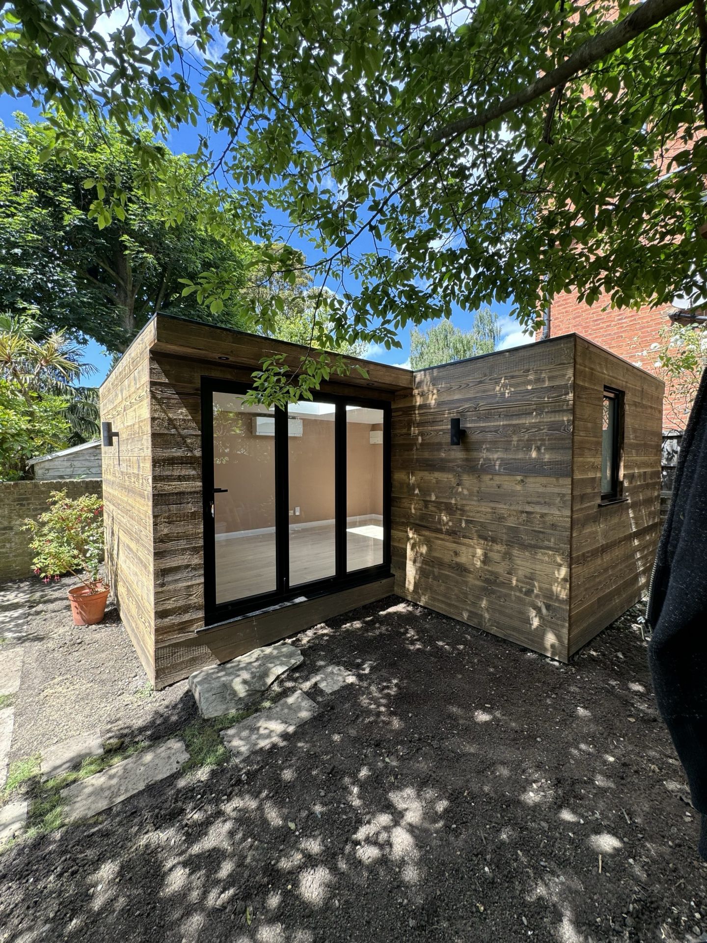 Bespoke garden room by Into The Garden Room