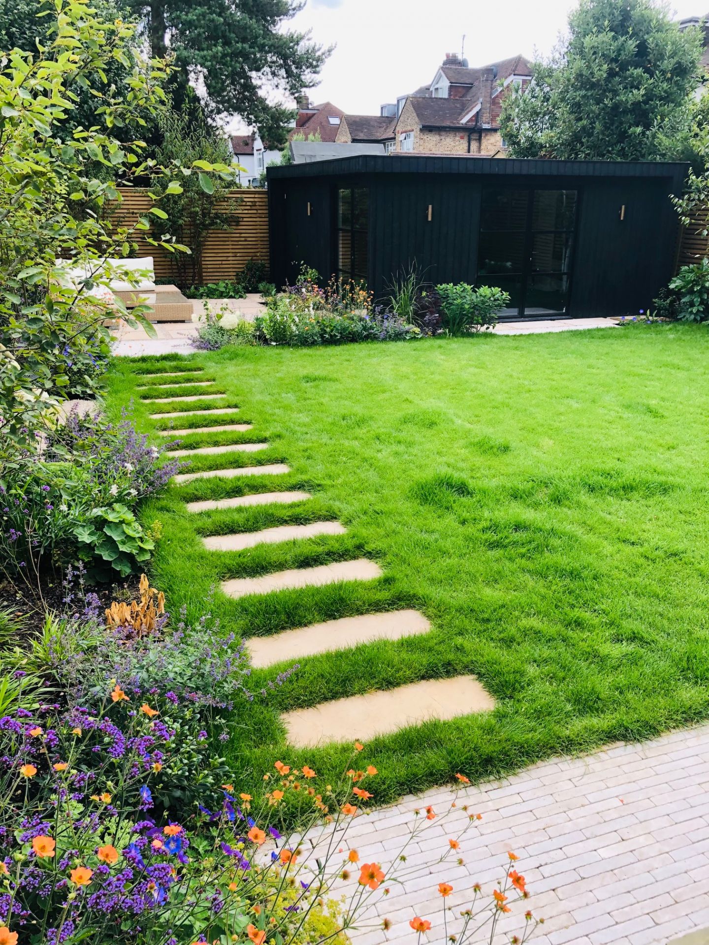 Bespoke garden room by Into The Garden Room