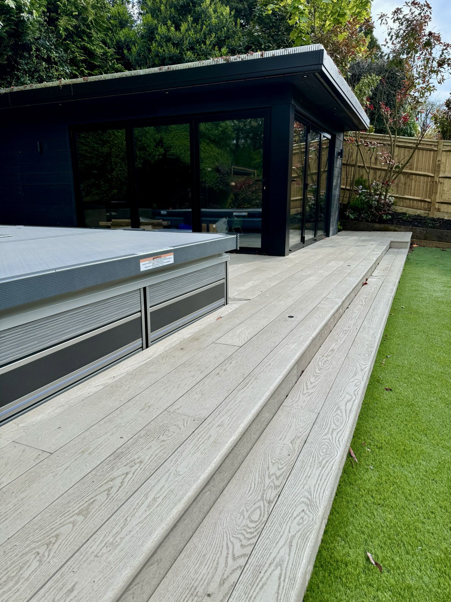 Bespoke garden room by Into The Garden Room