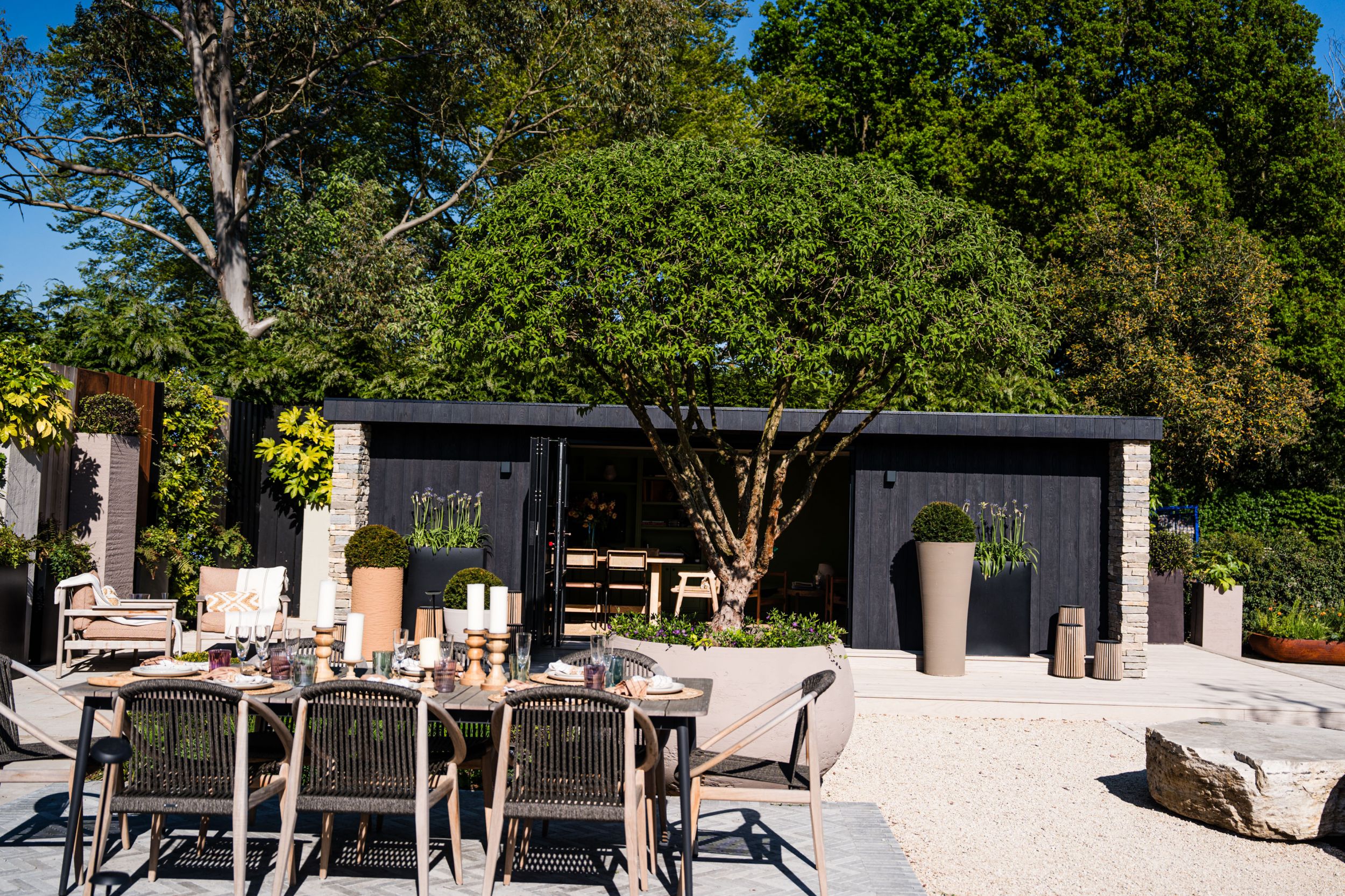 Into The Garden Room — bespoke garden building