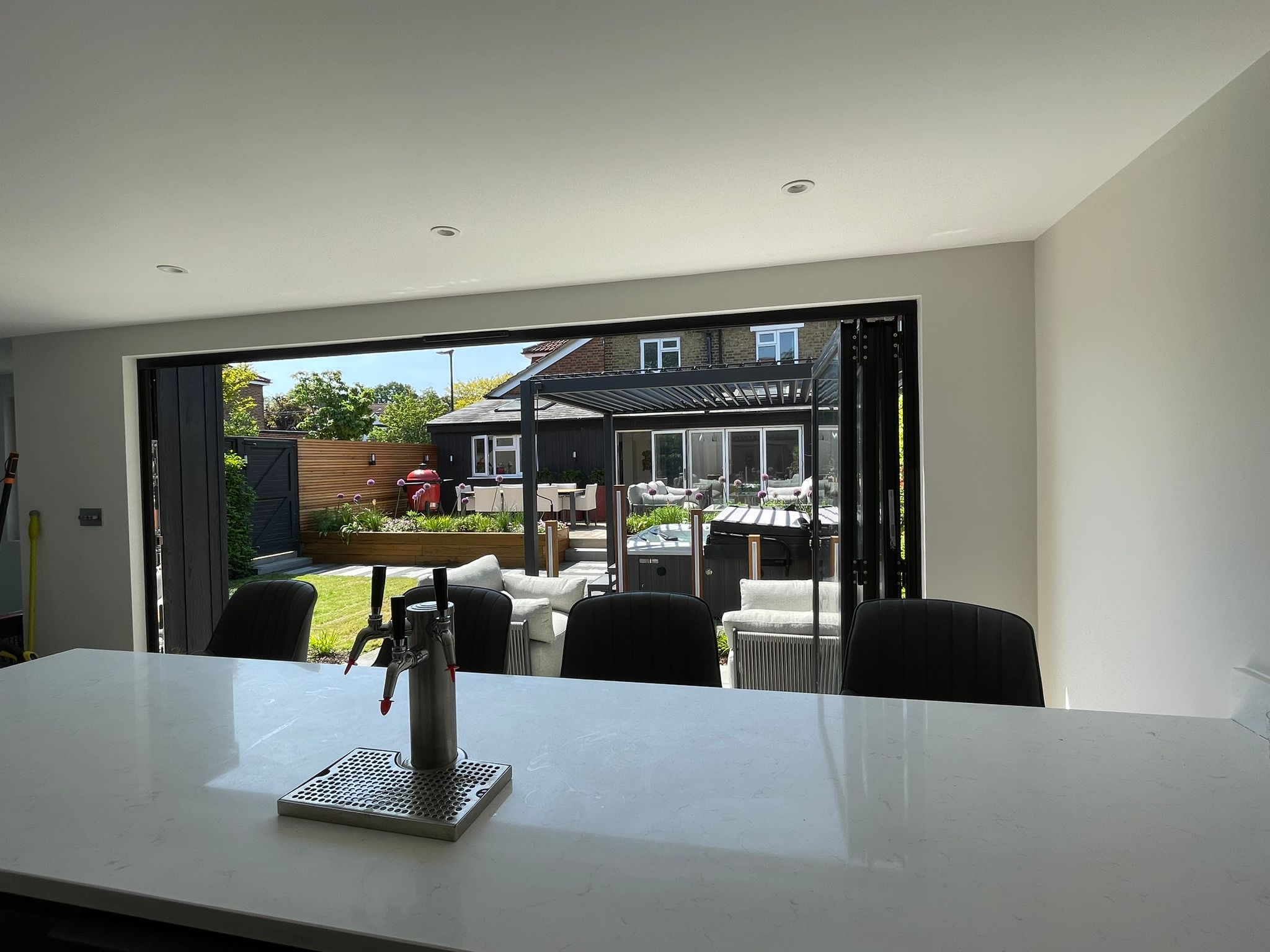 Bespoke garden room by Into The Garden Room