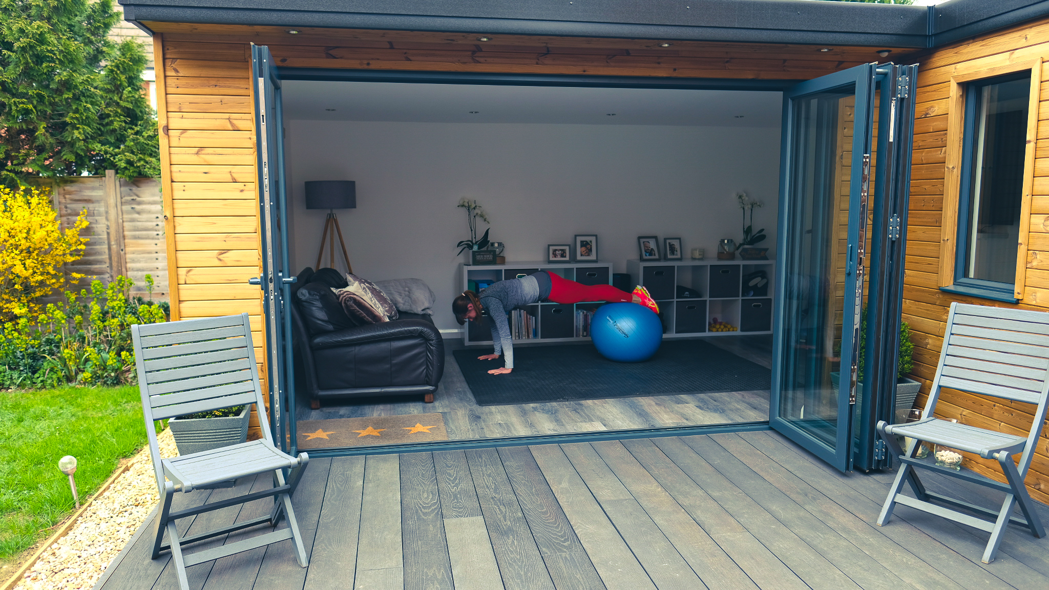 Bespoke garden room by Into The Garden Room
