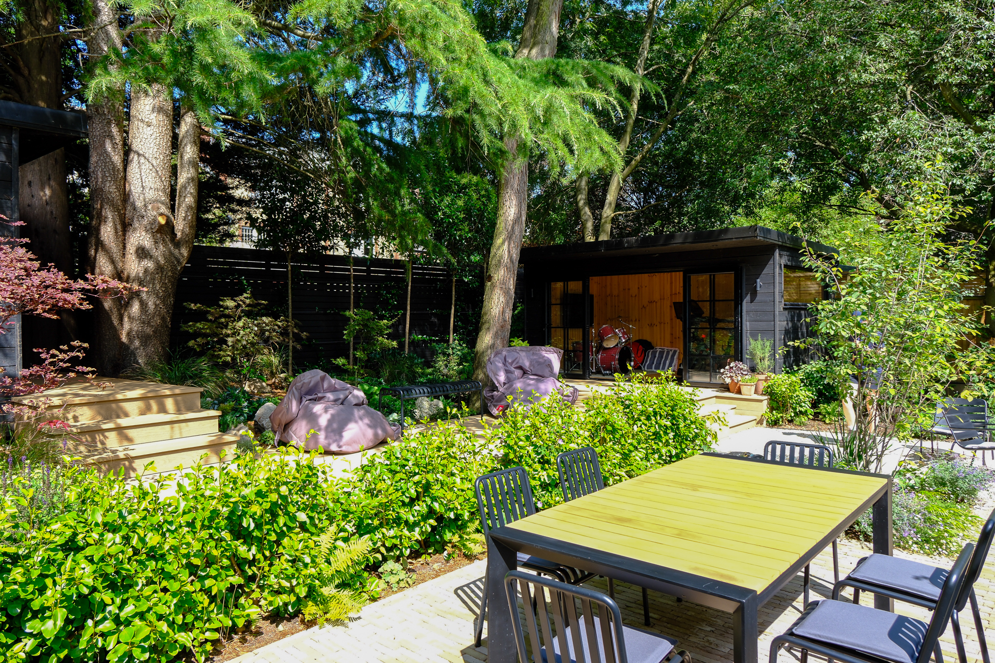 Bespoke garden room by Into The Garden Room