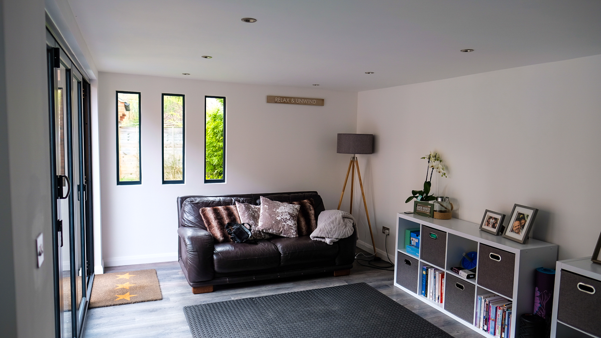 Bespoke garden room by Into The Garden Room