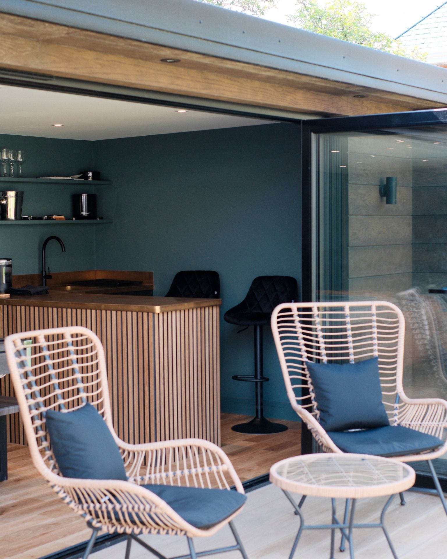 Bespoke garden room by Into The Garden Room
