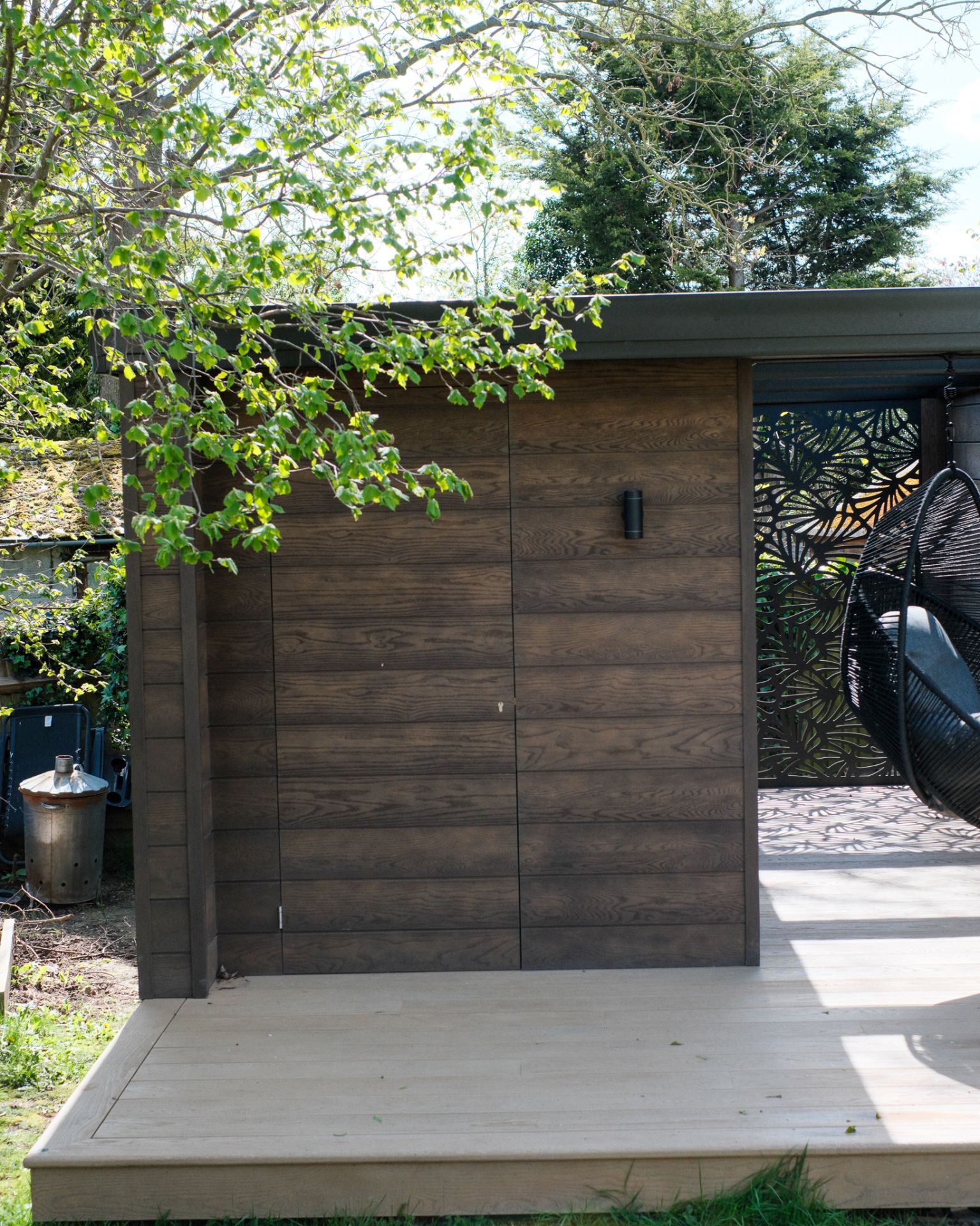 Bespoke garden room by Into The Garden Room