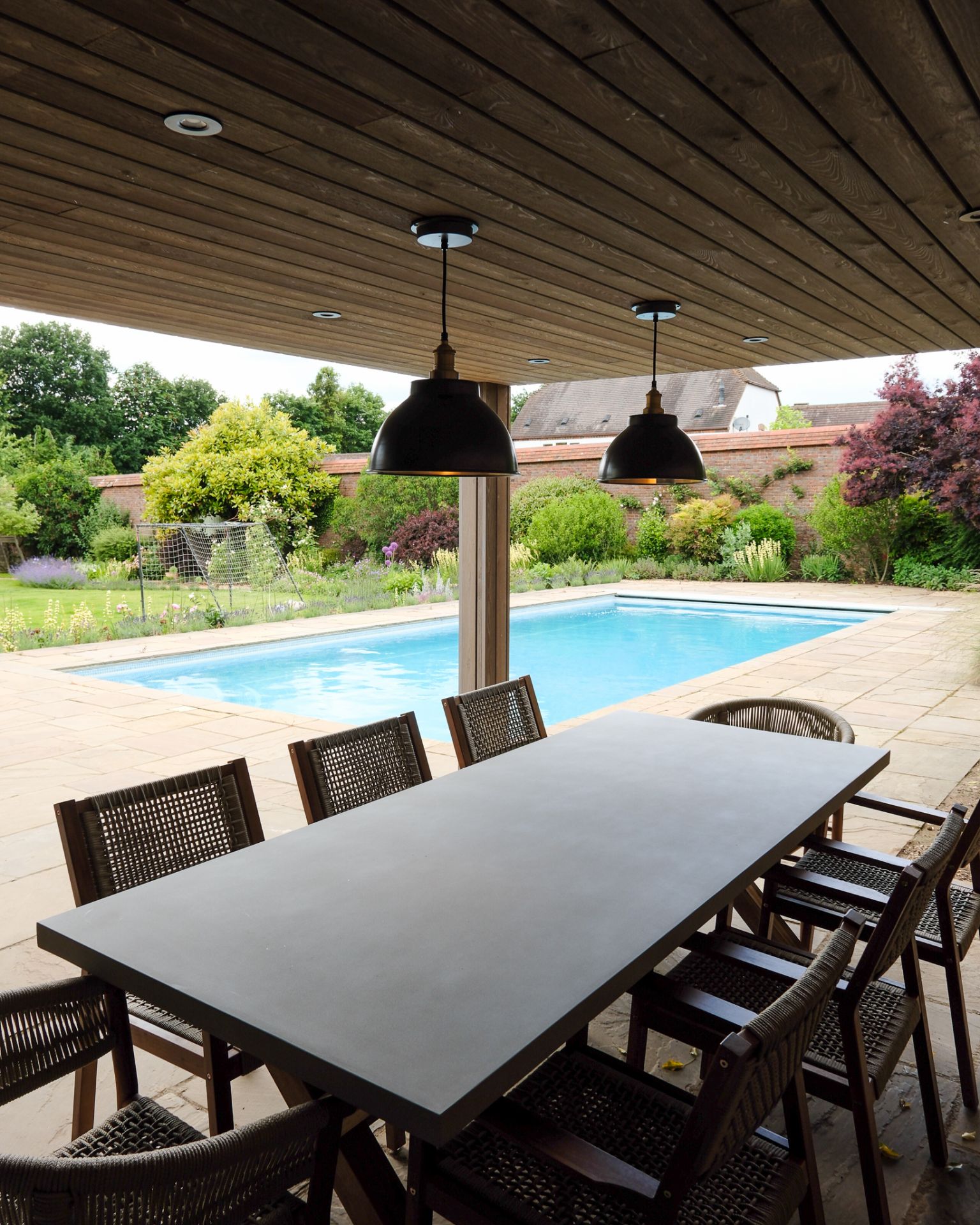 Bespoke garden room by Into The Garden Room