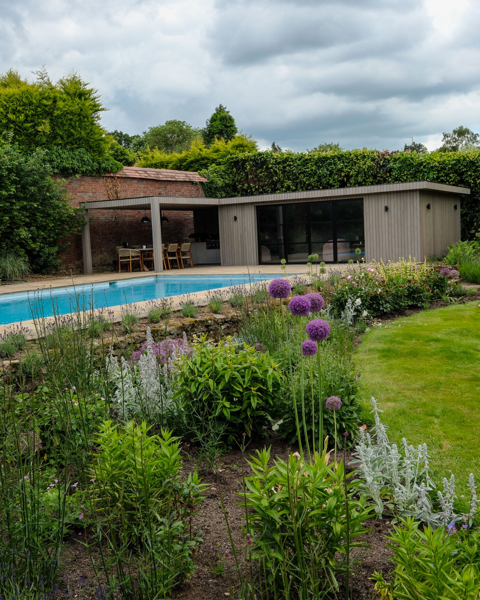 Bespoke garden room by Into The Garden Room