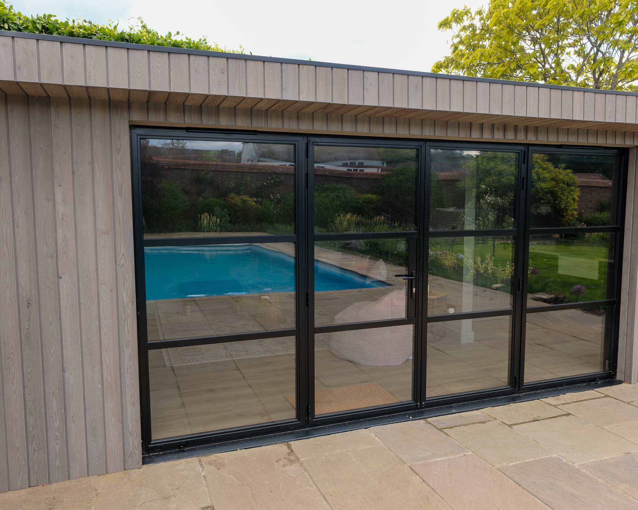 Bespoke garden room by Into The Garden Room