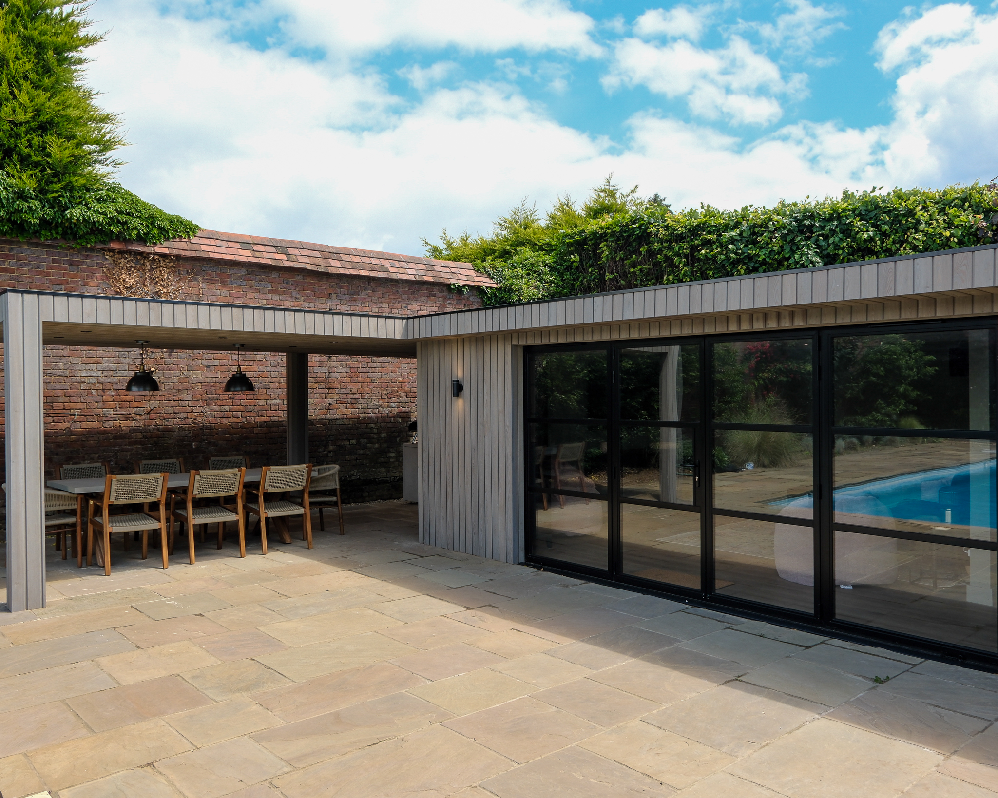 Bespoke garden room by Into The Garden Room