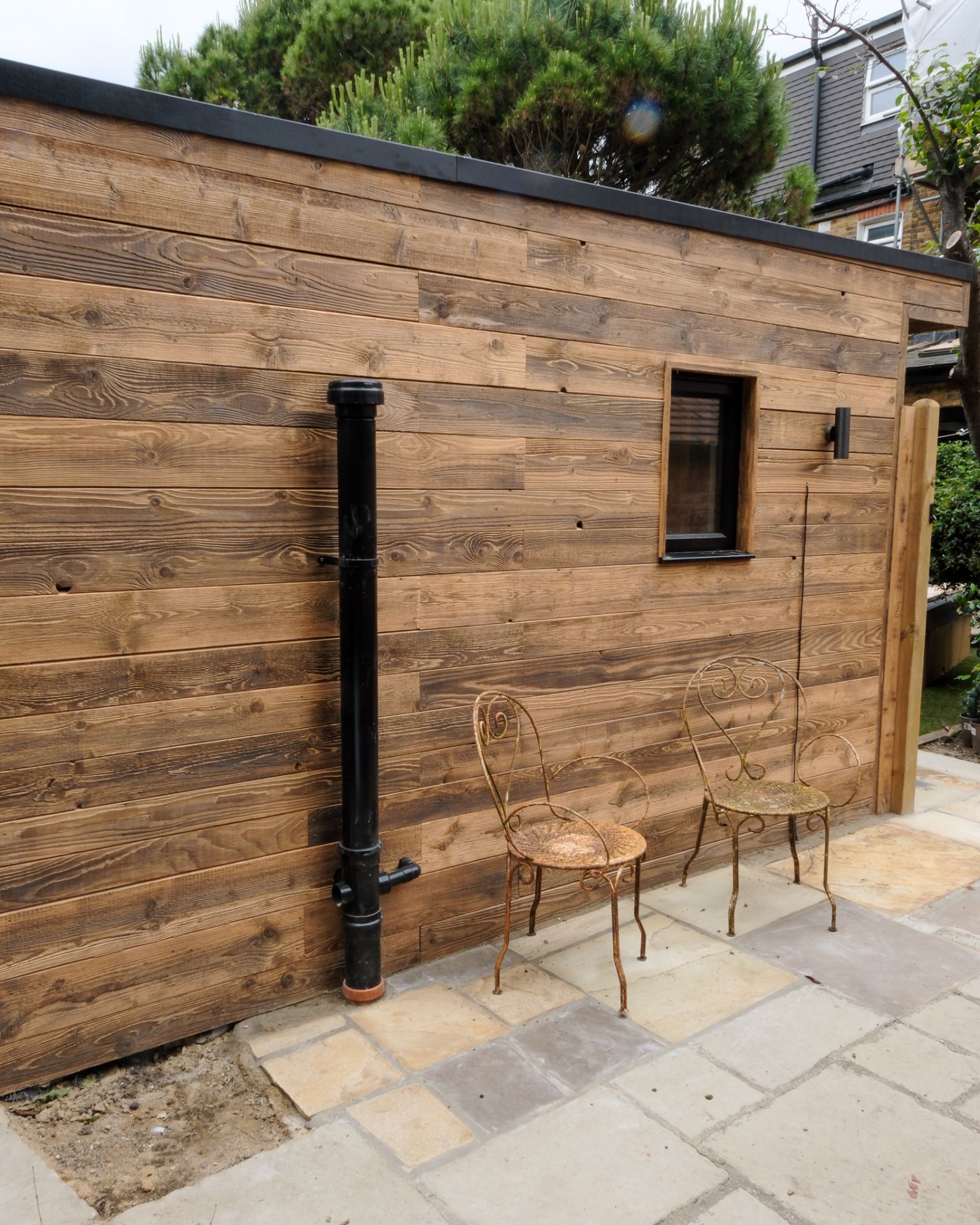 Bespoke garden room by Into The Garden Room