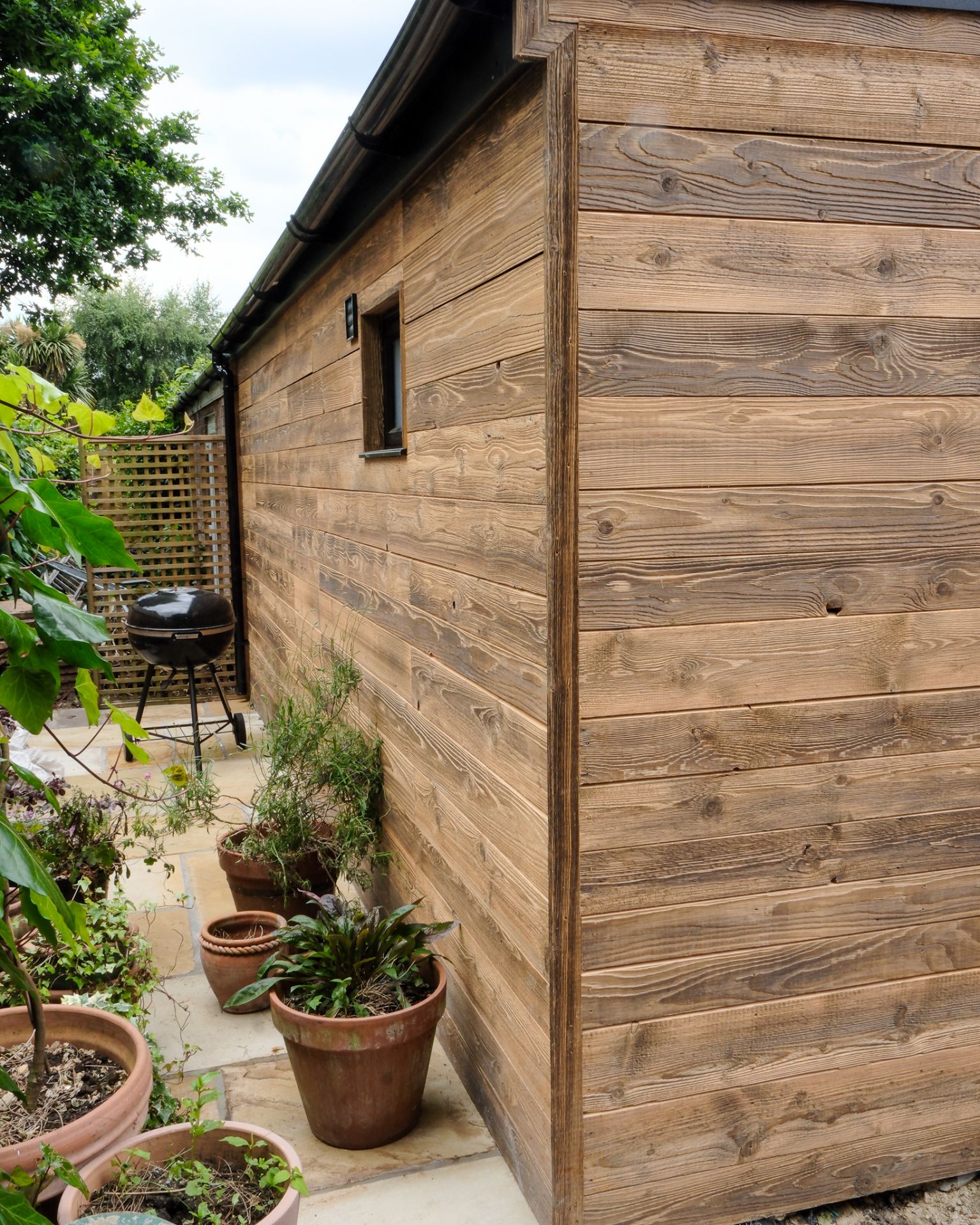 Bespoke garden room by Into The Garden Room