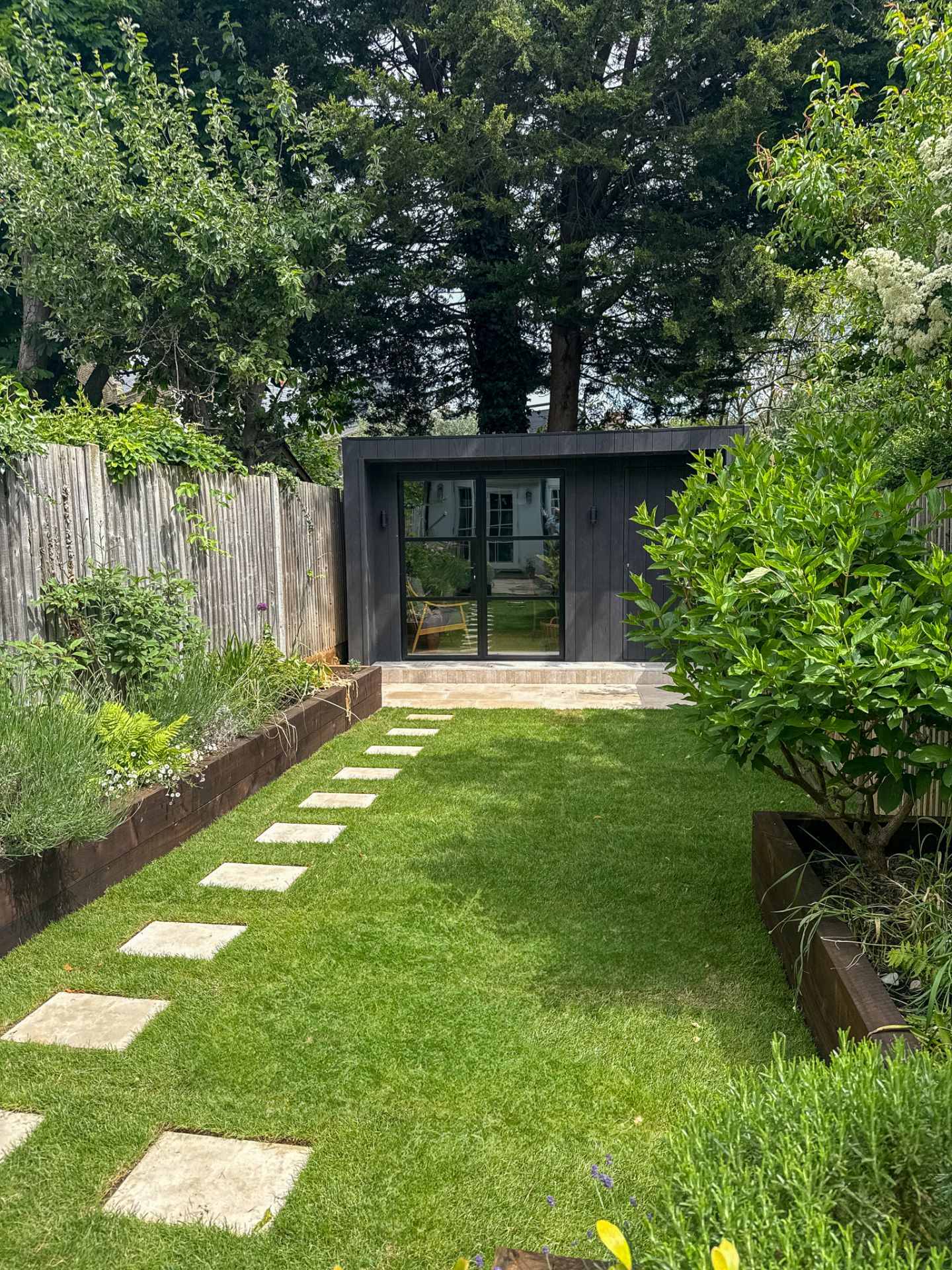 Bespoke garden room by Into The Garden Room