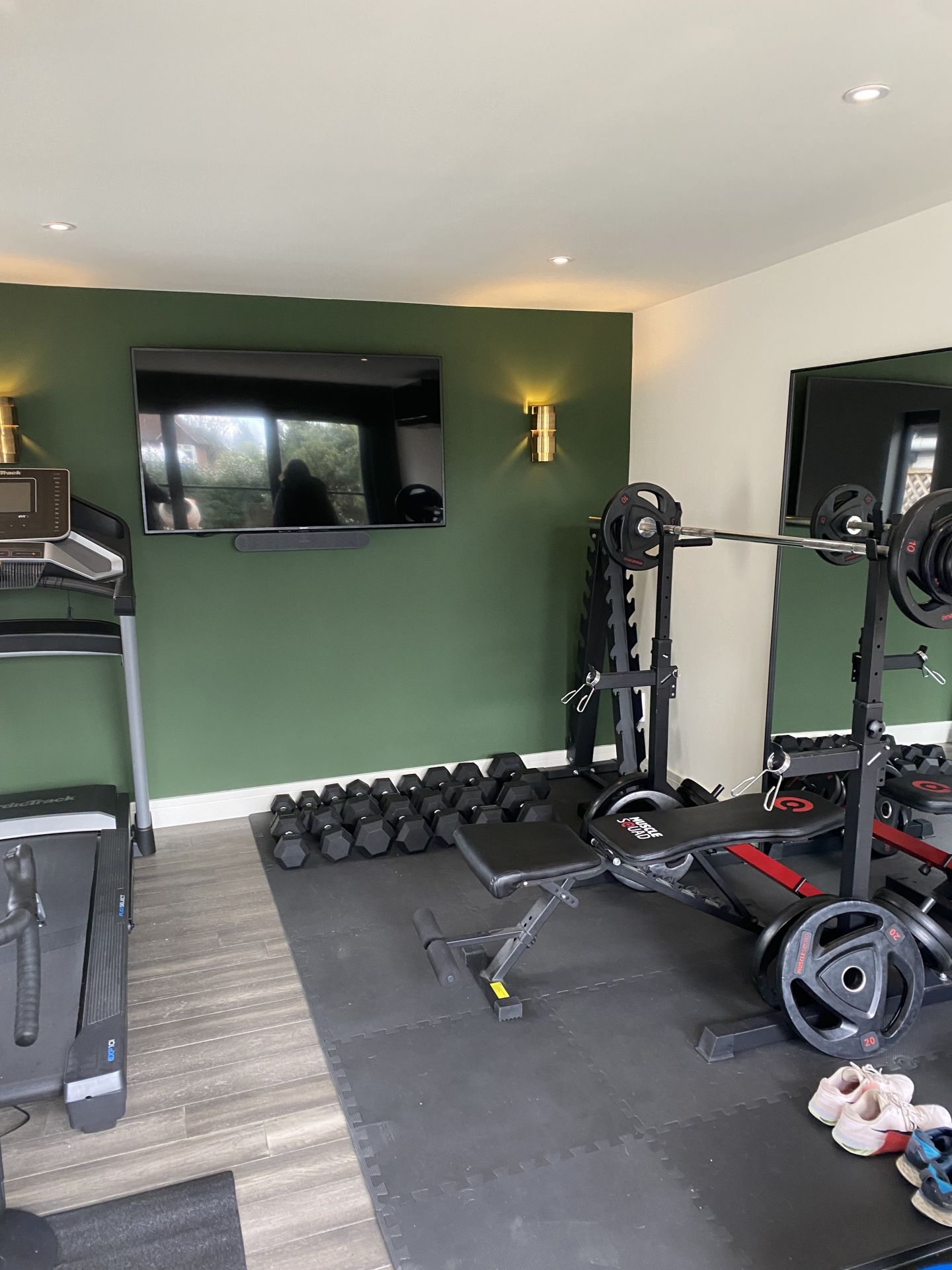 Bespoke garden room by Into The Garden Room