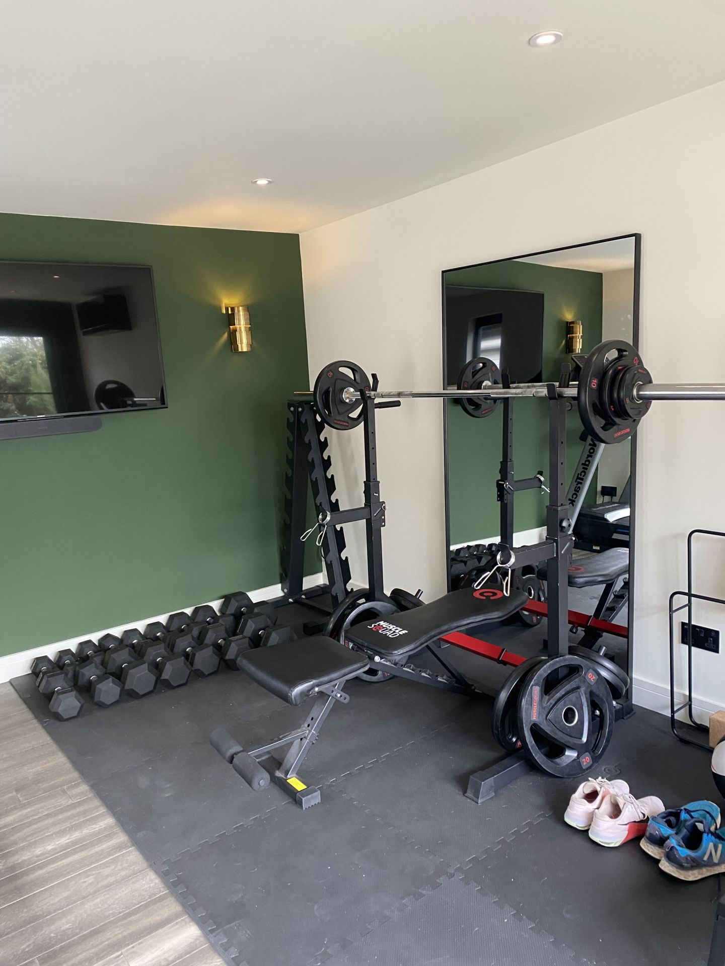 Bespoke garden room by Into The Garden Room
