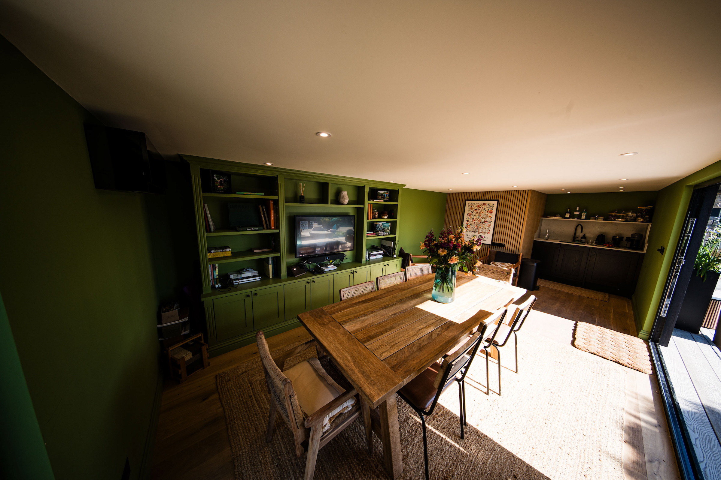 Bespoke garden room by Into The Garden Room
